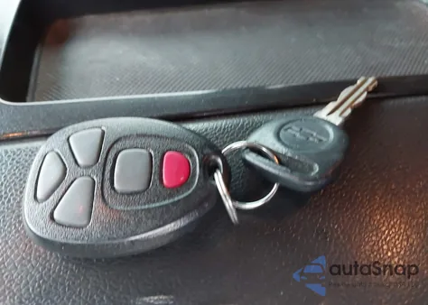 2013 Chevrolet Suburban 1500 Lt from USA, damaged, VIN 1GNSKJE75DR253466